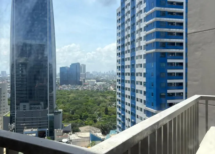 Aparthotel The Ellis Luxe Manila