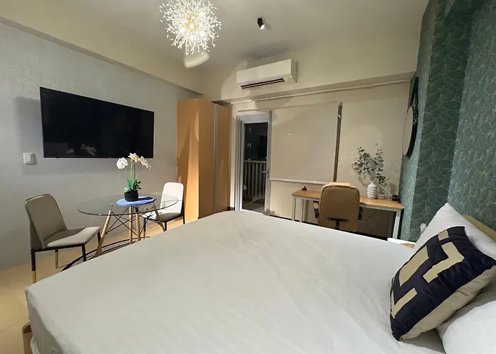 The Ellis Luxe Aparthotel