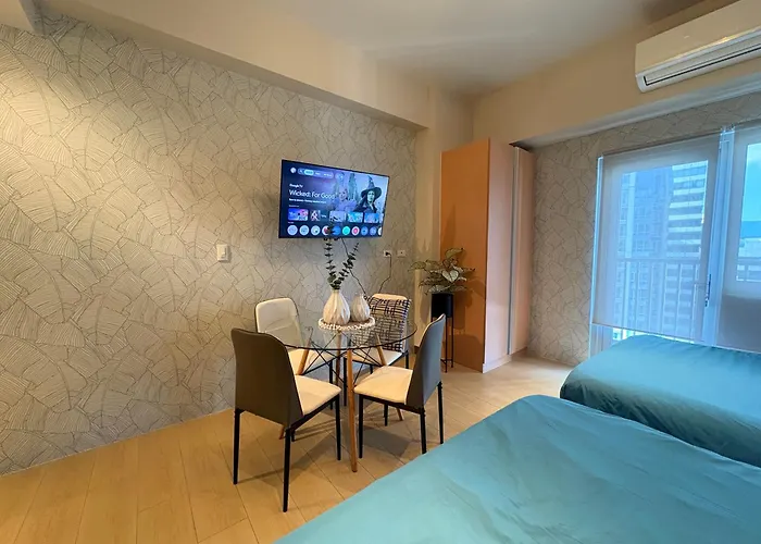 The Ellis Luxe Aparthotel